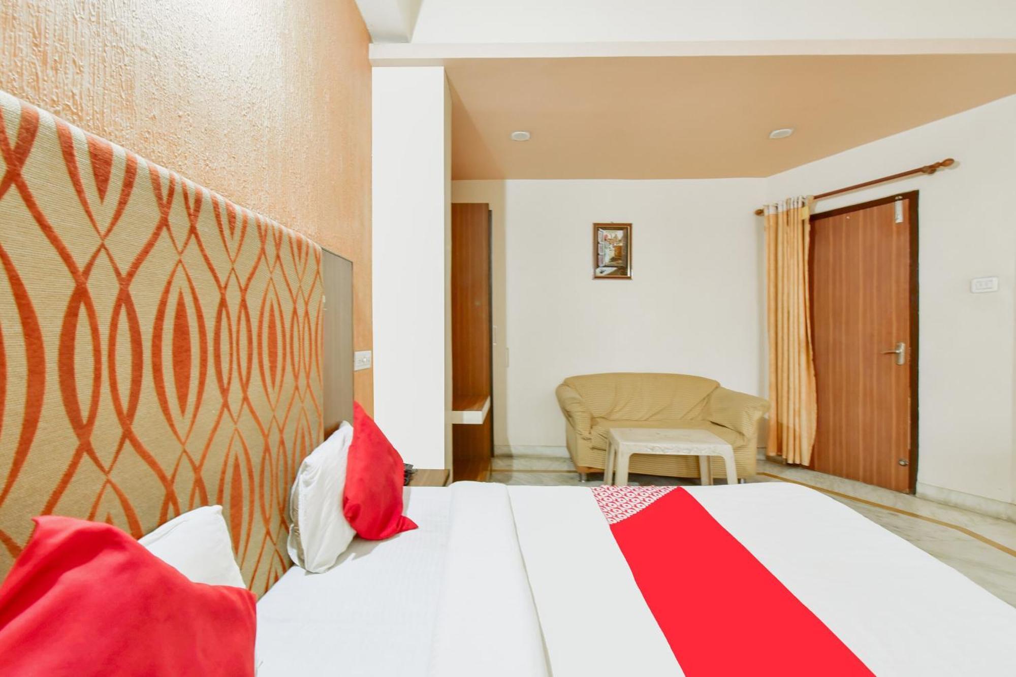 Super Hotel O Rmg Stays Аджмер Экстерьер фото