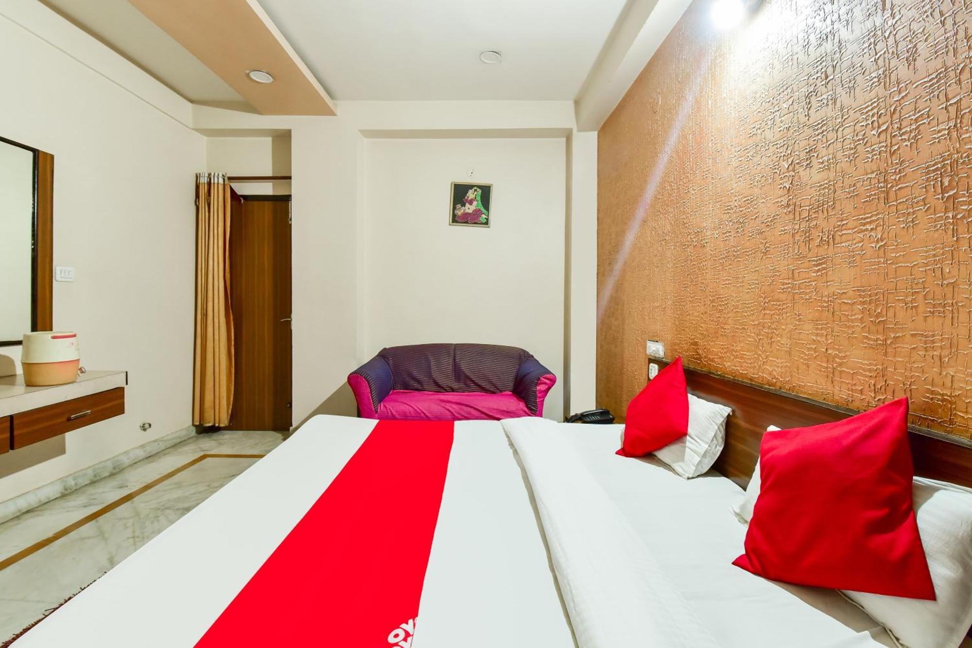 Super Hotel O Rmg Stays Аджмер Экстерьер фото